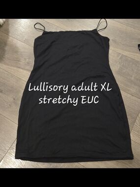 Black Strappy Bodycon Dress